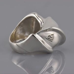 Silpada 925 Sterling Silver Asymmetrical Bow Modernist Band Ring R2007
